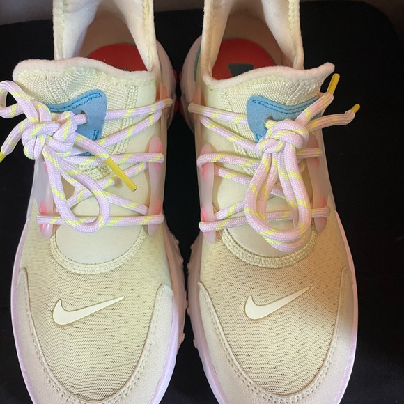 Nike React Presto 'Psychedelic Lava' - Picture 5 of 7